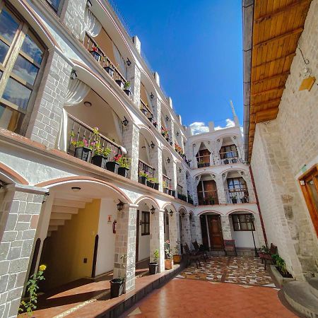 Hotel Golden Rest Latacunga Zewnętrze zdjęcie