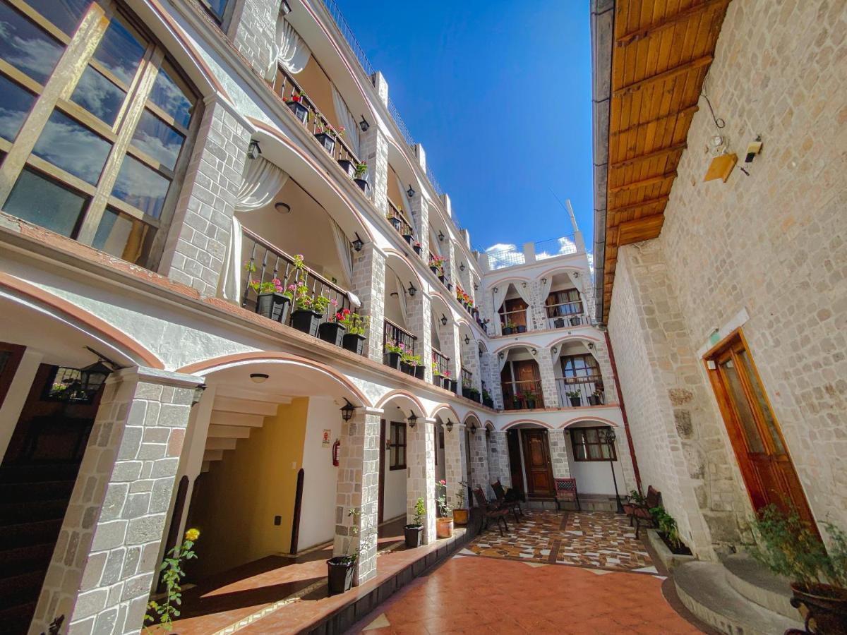 Hotel Golden Rest Latacunga Zewnętrze zdjęcie