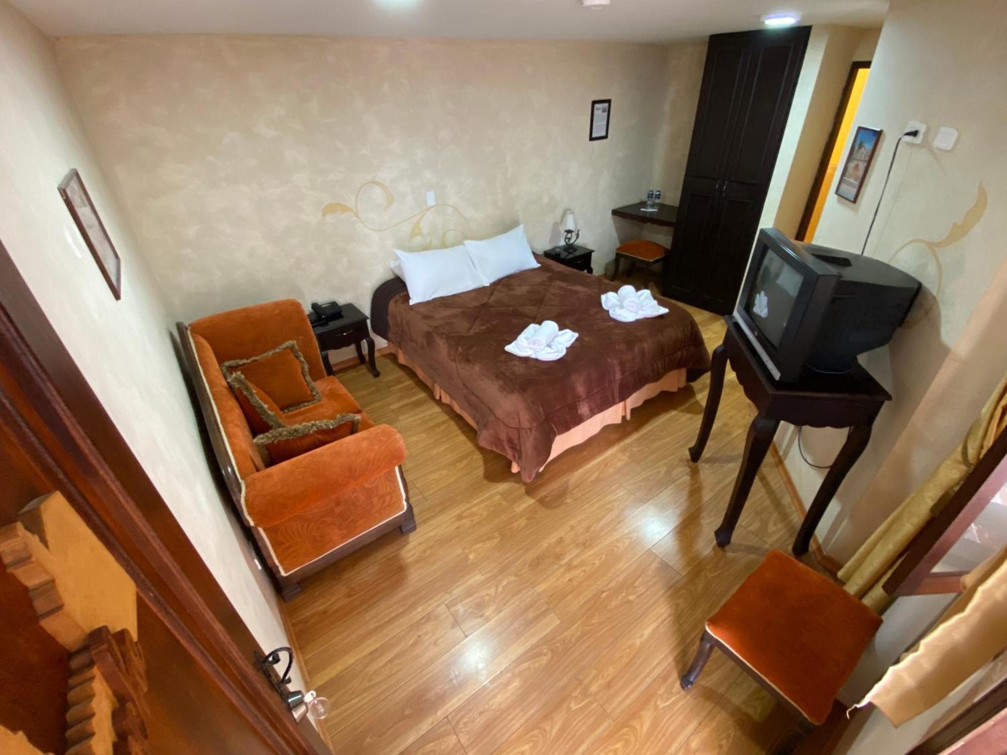 Hotel Golden Rest Latacunga Zewnętrze zdjęcie
