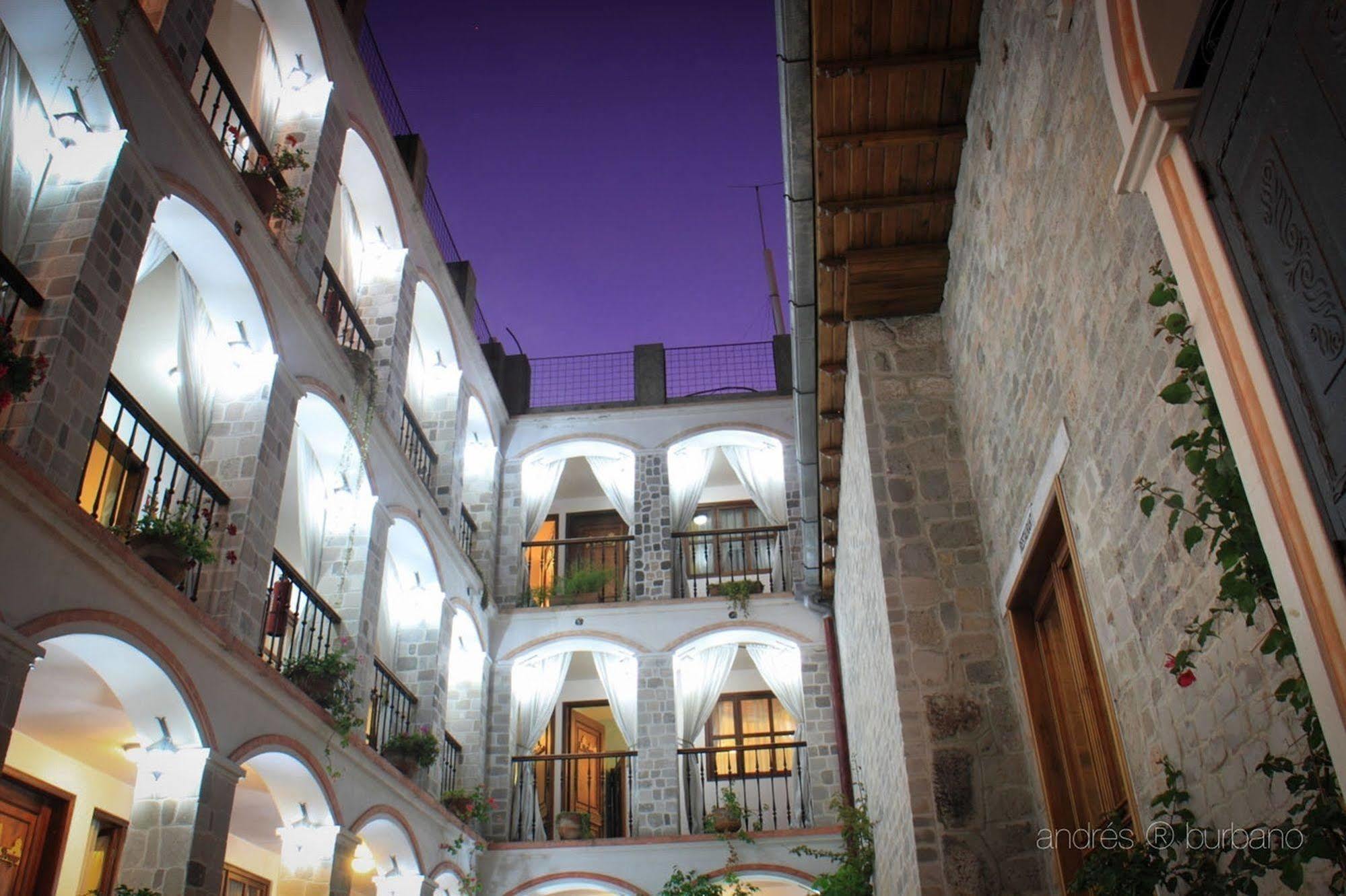 Hotel Golden Rest Latacunga Zewnętrze zdjęcie